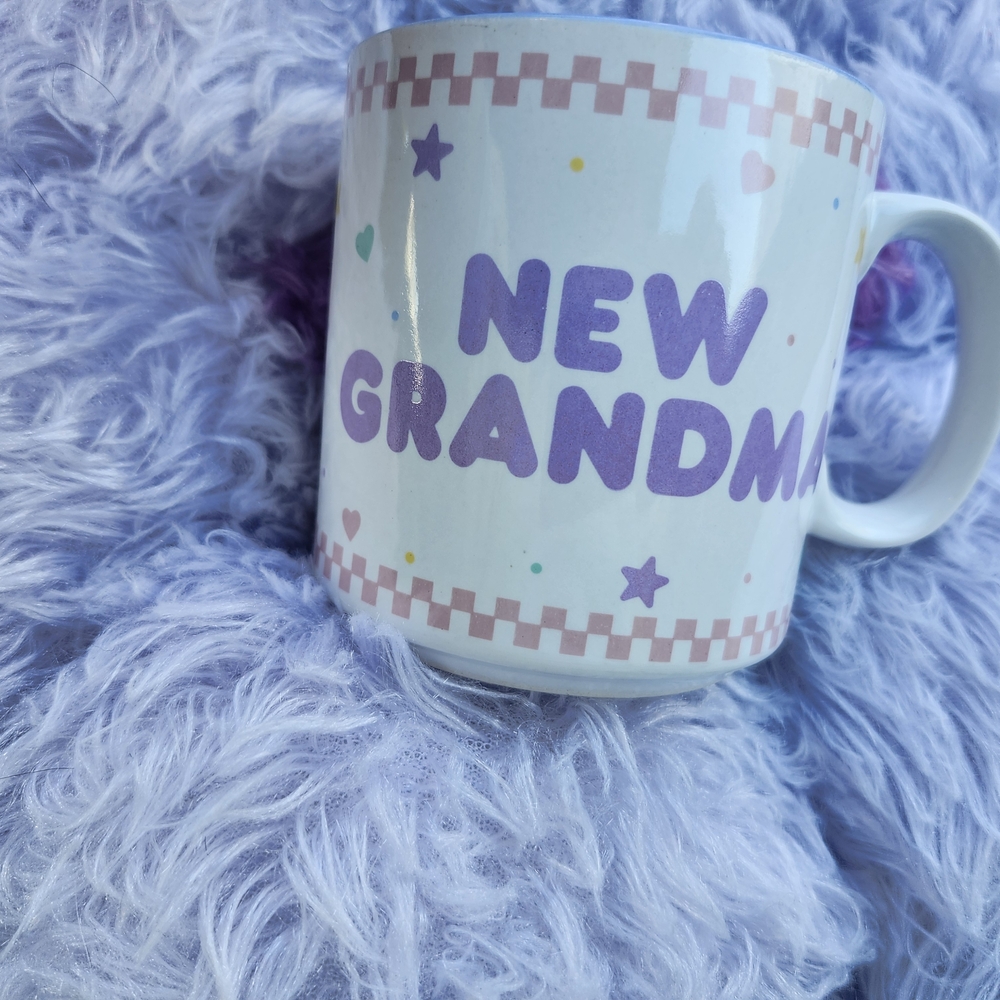 Vintage Y2K " New Grandma "  Pastel Mug | Pregancy Annoncement Gift | Russ Berri